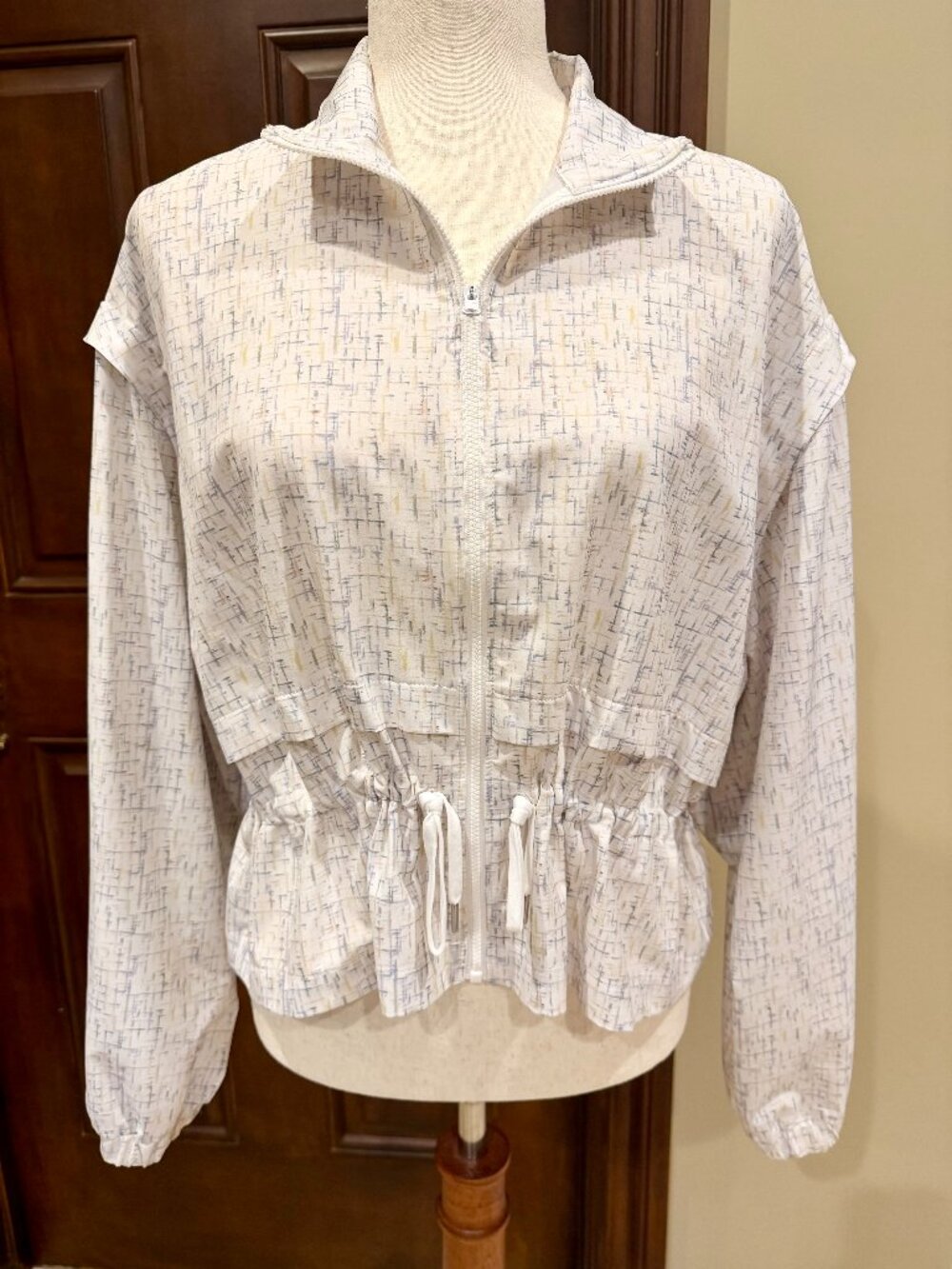CALLA ZIP-UP CARDIGAN SIZE SMALL